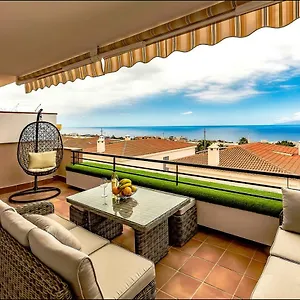 https://apartment-with-spectacular-view-in-puerto-santiago.tenerifehoteles.net